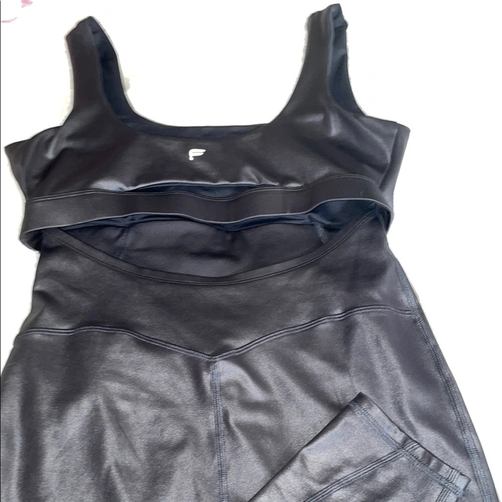✨KHLOE Fabletics shiny ✨ Black Jumpsuit Classic Style Versatile - Picture 11 of 13